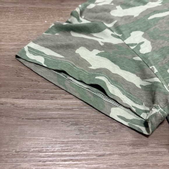 NWOT Monrow Revolve Green Camo Camouflage Crop Short Sleeve Cotton Tee Shirt M - Picture 8 of 11